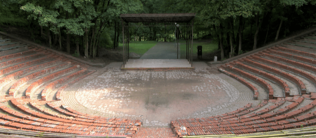 Remont zabytkowego amfiteatru 