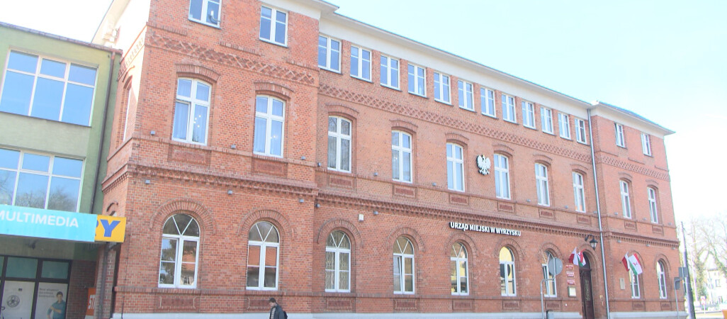 Remont wyrzyskiego urzędu i duch von Brauna