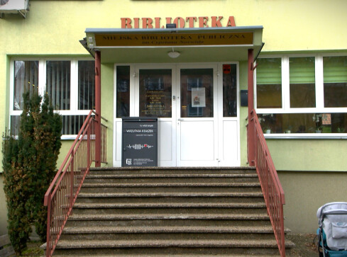 Kontrowersje wokół rozbudowy biblioteki  - grafika
