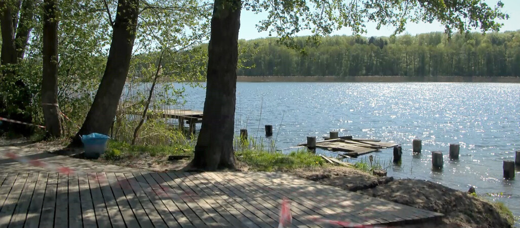 Jezioro Zaleskie bez pomostów