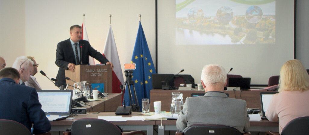 Burmistrz Złotowa bez votum zaufania, a absolutorium nierozstrzygnięte