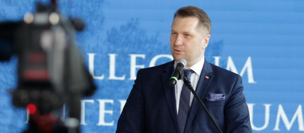 Czarnek zdobywcą tytułu, którego nikt nie chce. Został Dzbanem Roku