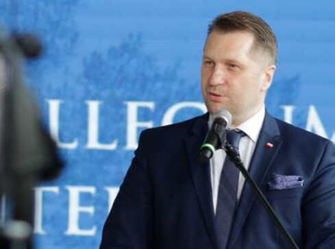 Czarnek zdobywcą tytułu, którego nikt nie chce. Został Dzbanem Rok - grafika