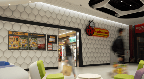 Tego jeszcze nie było. Ludzie protestują: „Nie likwidujcie Biedron - grafika