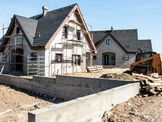 Duży dom zbudujesz bez pozwolenia. Schron też - grafika