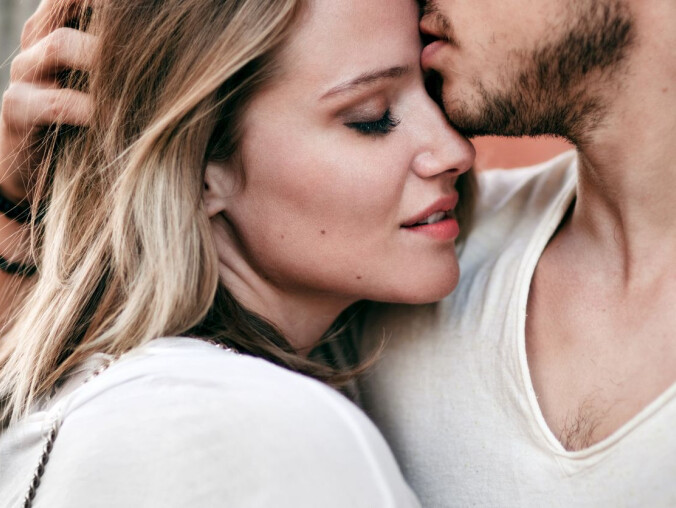 Dziś dzień pocałunku. Jak całowanie wpływa na nasze zdrowie i sam - grafika