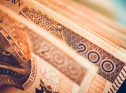 Milion osób od stycznia z niższą pensją - grafika