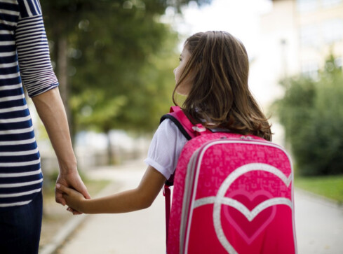 Polski Ład. Rodziny zastępcze straciły pieniądze. To nie jedyny ab - grafika