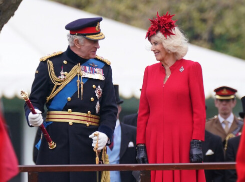 Koronacja Karola III z polskim akcentem - grafika