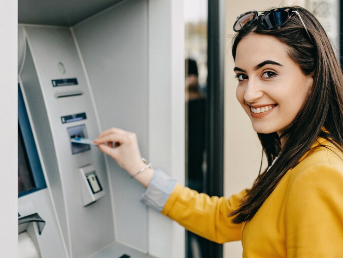 Od września bankomaty będą barwić pieniądze - grafika