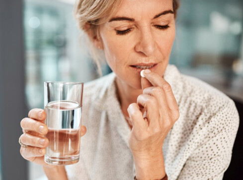 Zmowa producenta suplementów i sprzedawców. Klienci przepłacali  - grafika