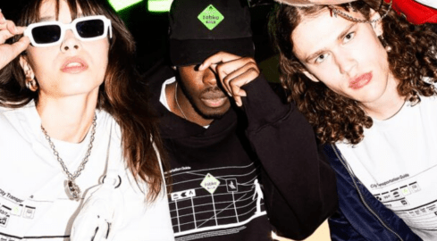 Żabka wypuściła własną kolekcję ubrań - grafika