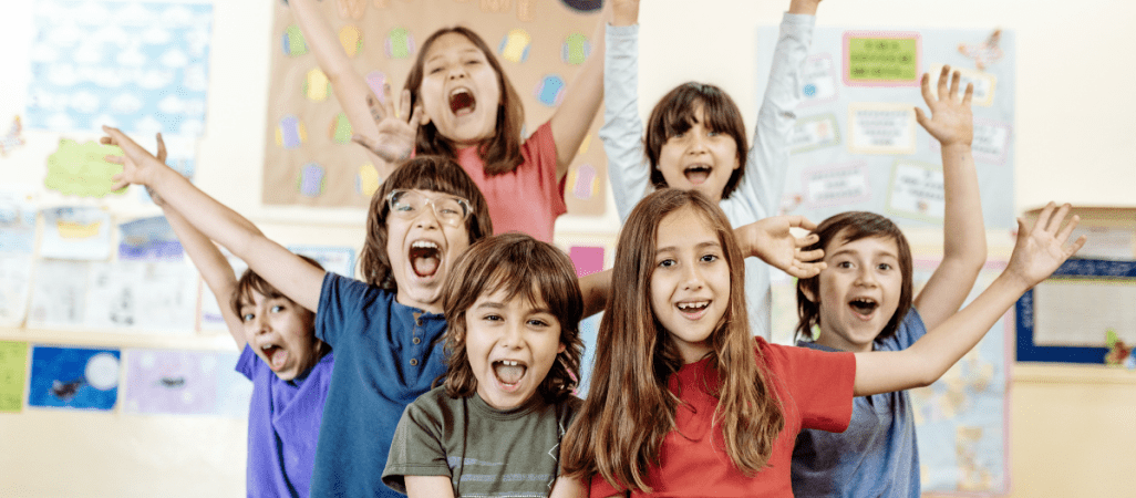 Czerwone paski znikną ze świadectw szkolnych? Pomysł wywołał burzę