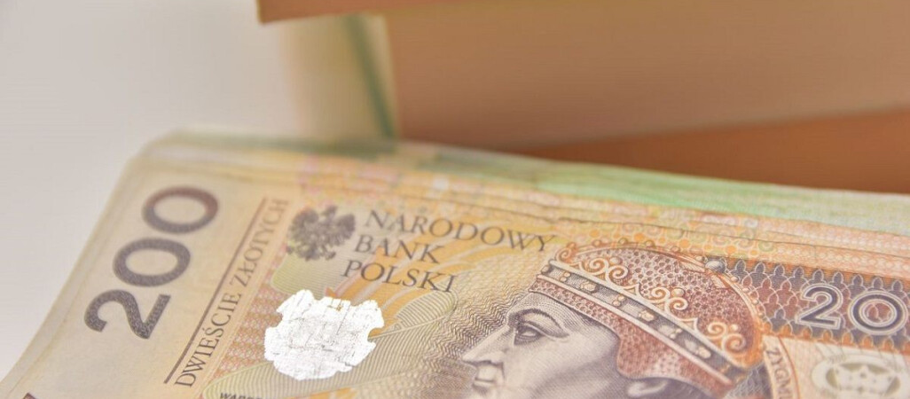 Prawie 200 zł podwyżki minimalnego wynagrodzenia? Analizujemy rządowe plany 