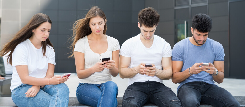 Młodzi i już uzależnieni… od telefonów
