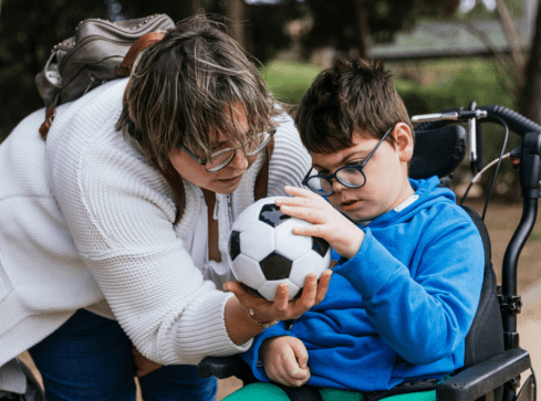 Kto dostanie ten zasiłek? Nowe przepisy wejdą w życie z nowym rokie - grafika