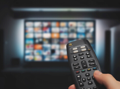 Zmiany w naziemnej telewizji cyfrowej. Jak nie stracić sygnału? - grafika