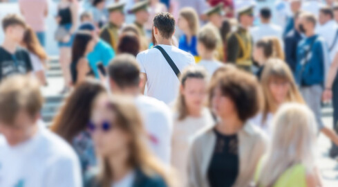 Polacy żyją krócej. Tak źle nie było od czasów wojny - grafika