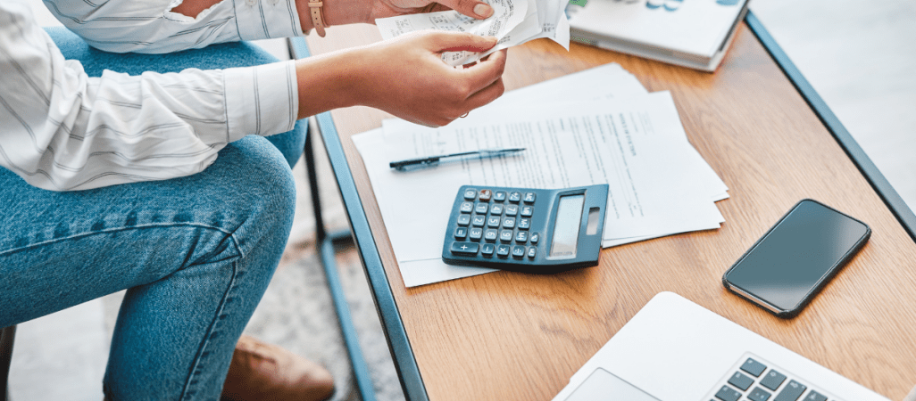 Rachunki Polaków: telefon może poczekać, rata kredytu już nie