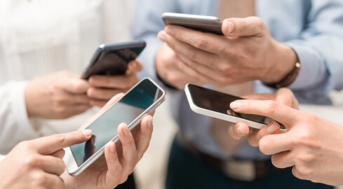 Złośliwe aplikacje mogą być w twoim telefonie. Usuń je jak najszy - grafika