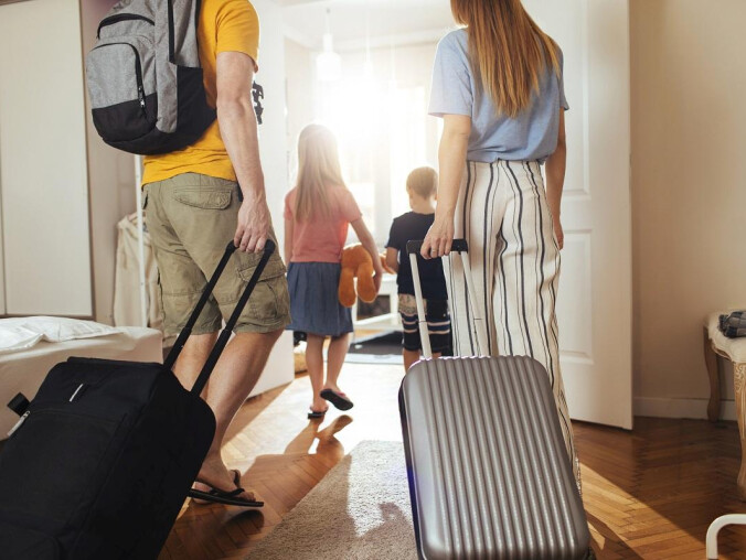 Jak zabezpieczyć dom na urlop? Praktyczne wskazówki - grafika