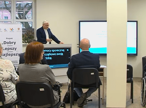 Co można zrobić, by osobom z niepełnosprawnościami było lżej?  - grafika