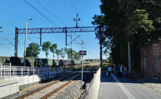 Pociągi na trasie Piła - Poznań z opóźnieniem. Zerwana sieć trakcyjna 