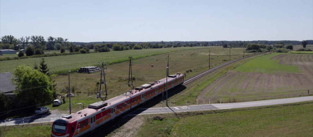 Mieszkańcy Budzynia skarżą się premierowi na brak szlabanów 