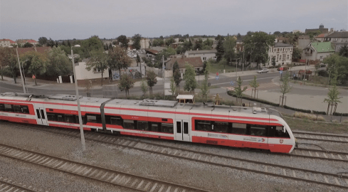 Pasażerowie zadowoleni są z usług Kolei Wielkopolskich  - grafika