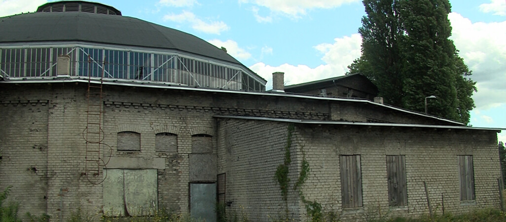 Czy PKP odda parowozownię miastu?