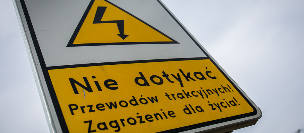 Usterka sieci trakcyjnej. Pociągi mają duże opóźnienia 