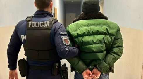 Szukali go Niemcy, a złapali chodziescy policjanci - grafika
