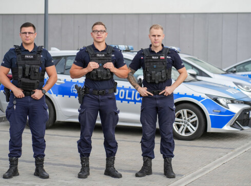 O tym, jak policjanci po służbie uratowali życie pilance - grafika