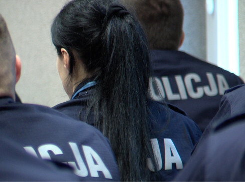 Policjanci potrzebni od zaraz. A zarobki kuszą - grafika