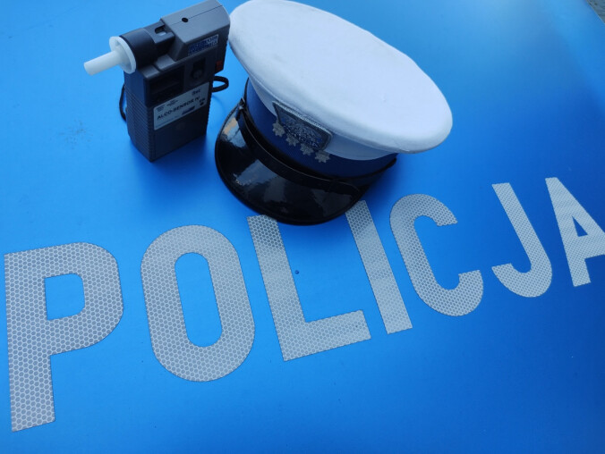 33-latek z narkotykami w aucie. Prowadził również pod wpływem śro - grafika