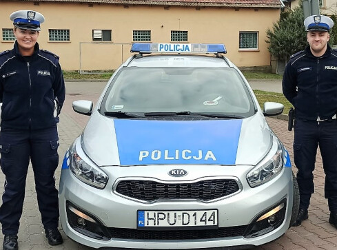 Kierowca z atakiem cukrzycowym. Pomogli policjanci - grafika