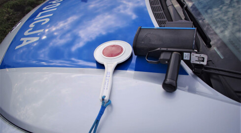 Cztery prawa jazdy zatrzymali wałeccy policjanci - grafika