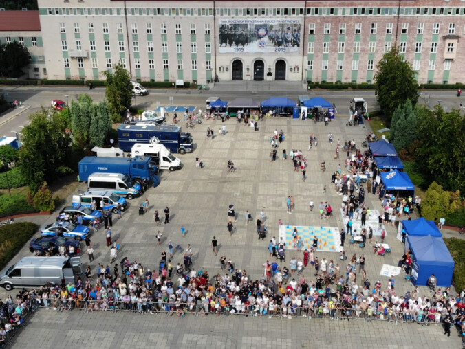 Policjanci mają już nowy akademik. Byliście na ich święcie?  - grafika
