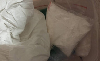 Dwie sprawy, pięciu zatrzymanych i ponad 2 kg amfetaminy