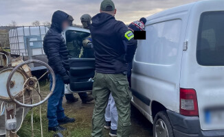 Nielegalna fabryka papierosów zlikwidowana. Są aresztowania