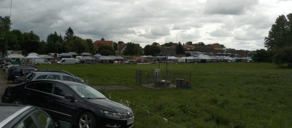 Policjanci i celnicy zrobili nalot na to targowisko