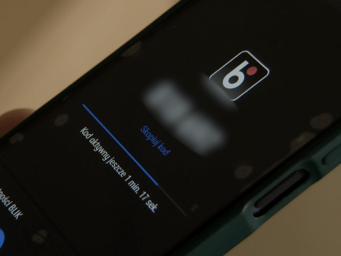 Cyberoszuści nie odpuszczają - grafika