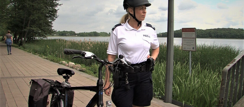Chodziescy policjanci przesiedli się na... rowery 