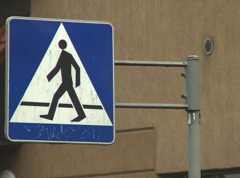 Piesi będą mieli pierwszeństwo na przejściu... zanim na nie wejdą - grafika