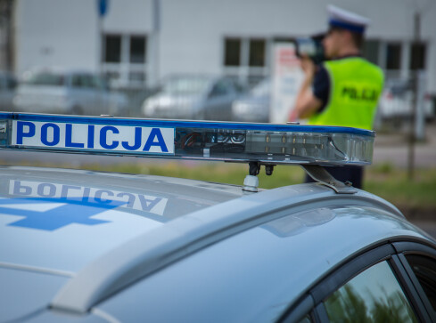 Groził sąsiadce śmiercią, ukradł alkohol i uciekał przed policj� - grafika