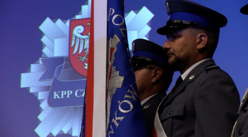Policjanci świętują - grafika