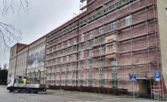Szkoła Policji w Pile przechodzi lifting - ZDJĘCIA