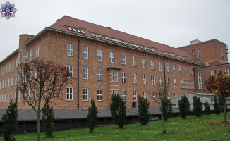 Remont Szkoły Policji. Zobaczcie jak mieszkają i uczą się policjanci 