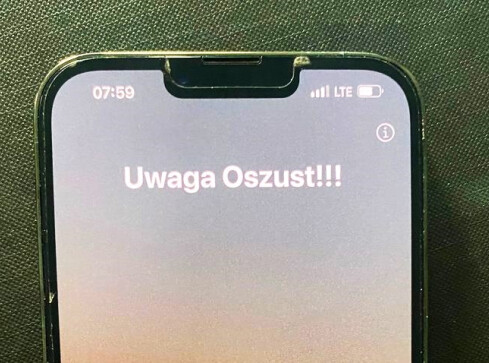 Oszuści wyłudzili od dwóch osób ponad 60 tys. zł.  - grafika