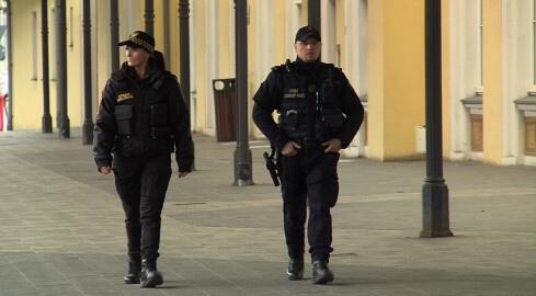 Częstsze patrole policji i straży miejskiej w związku z koronawirus - grafika